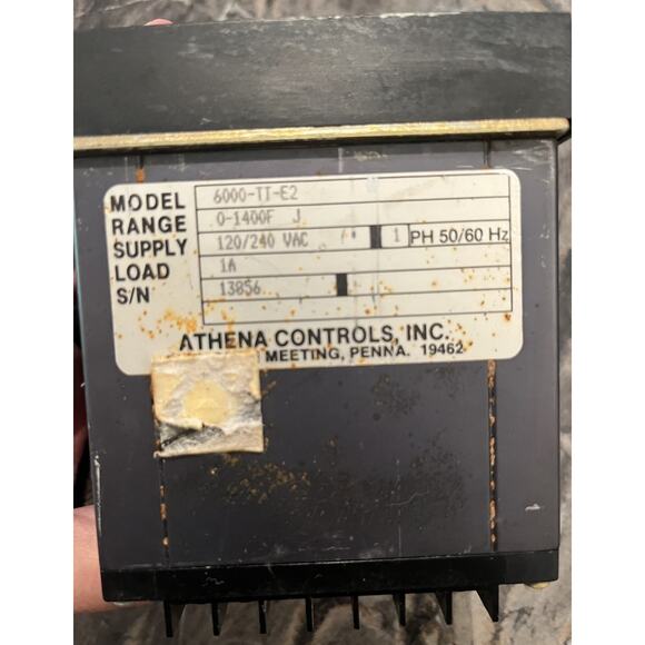 Athena Controls 6000-TT-E2 Temperature Controller 0-1400F 120/240 VAC - Picture 3 of 5